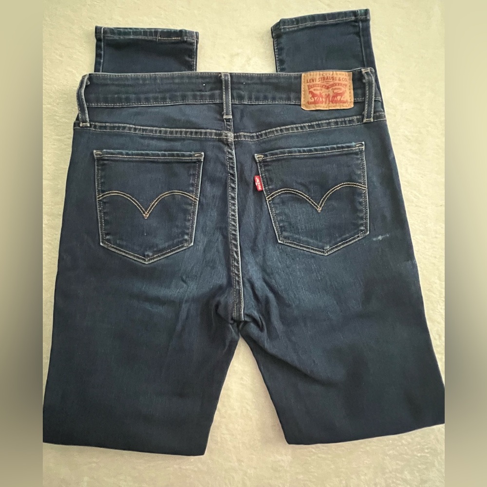 Levi's Blue 711 Skinny Jeans with Modern Stretch Fit, Size 28 - Picture 6 of 11